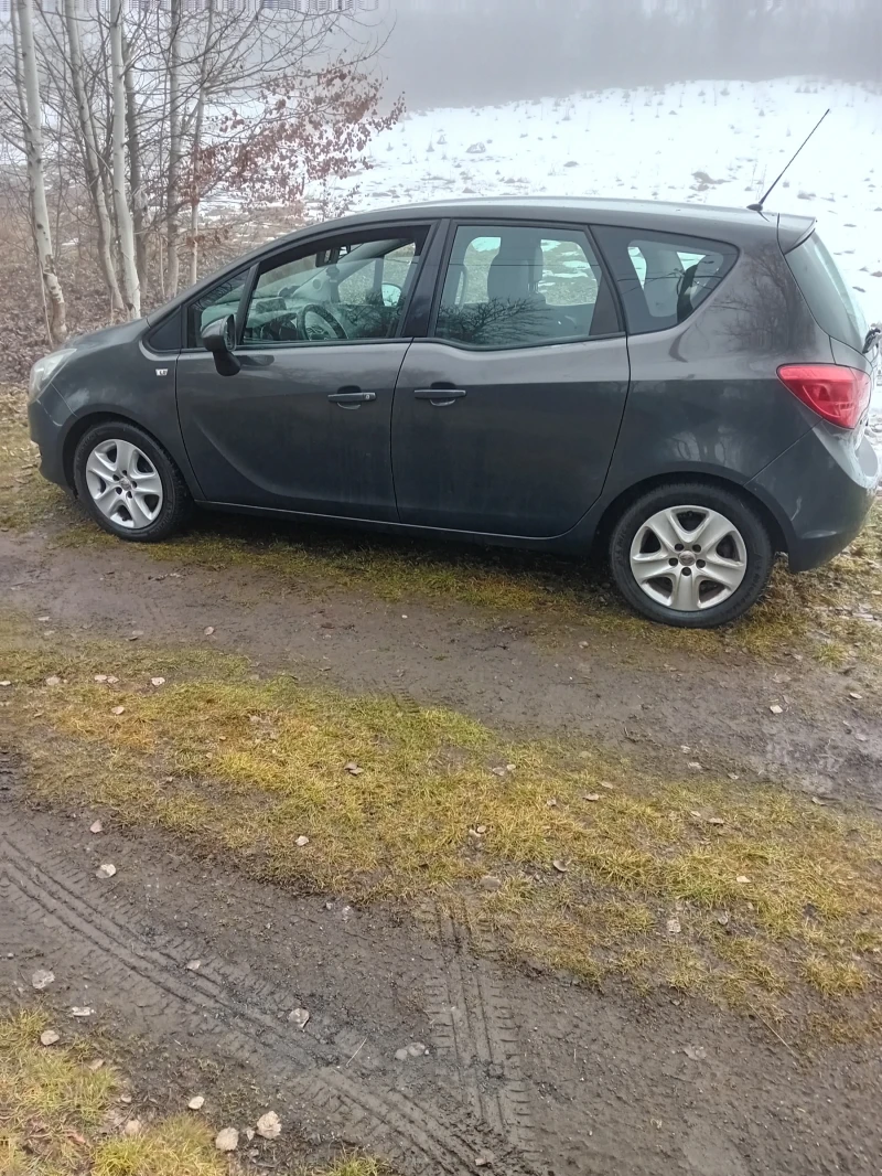 Opel Meriva, снимка 6 - Автомобили и джипове - 49205496