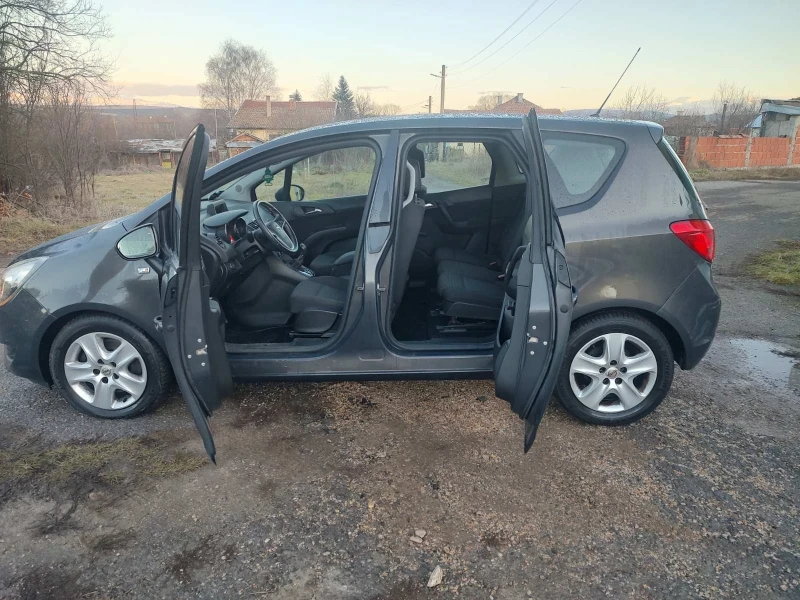 Opel Meriva, снимка 14 - Автомобили и джипове - 49205496