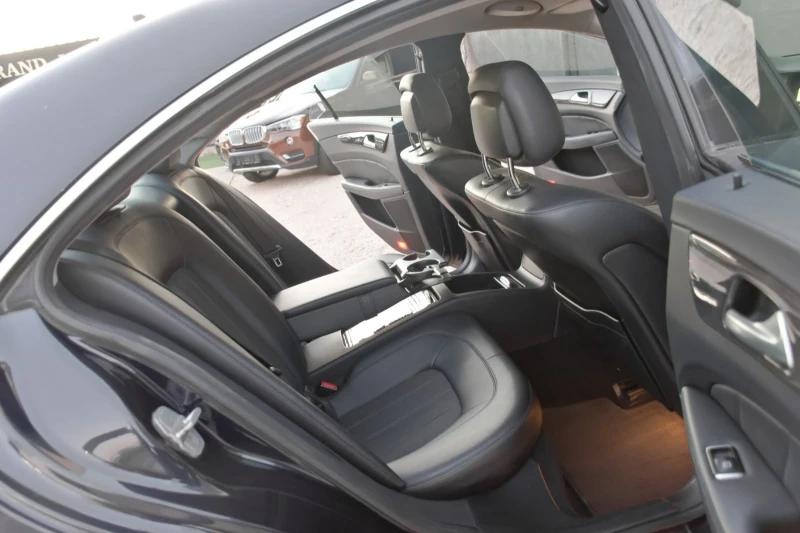 Mercedes-Benz CLS 350, снимка 12 - Автомобили и джипове - 52871949