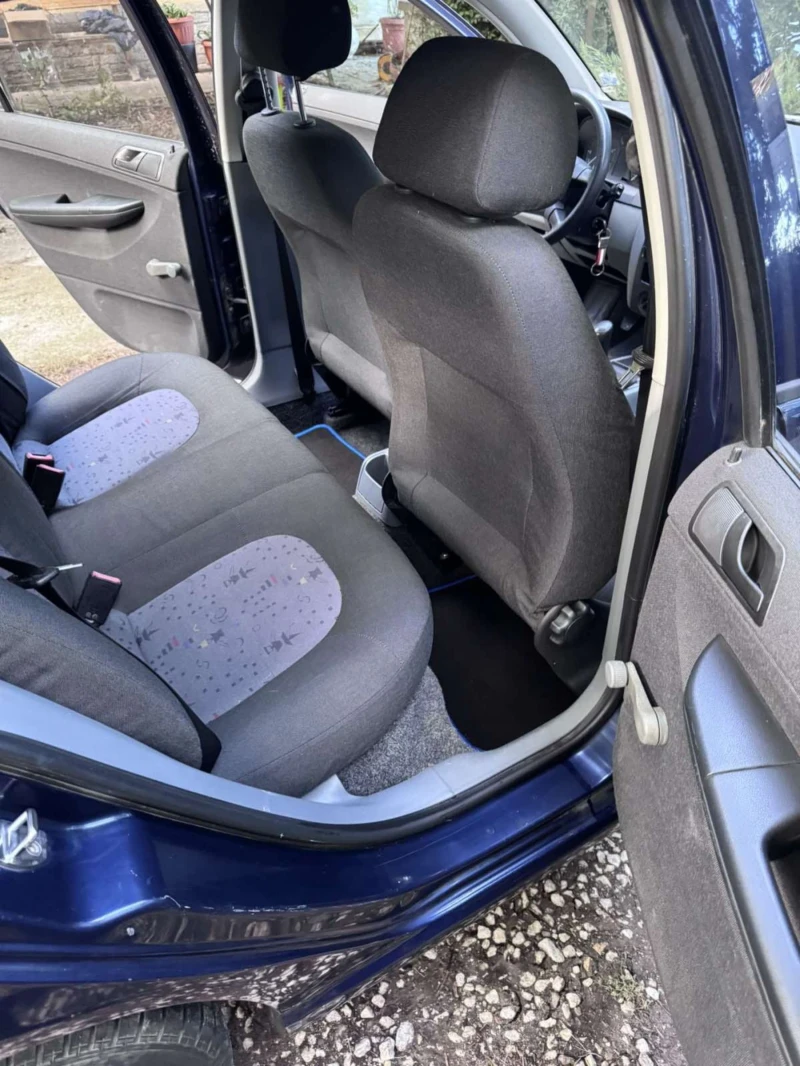 Skoda Fabia 1.9 SDI, снимка 3 - Автомобили и джипове - 52622944