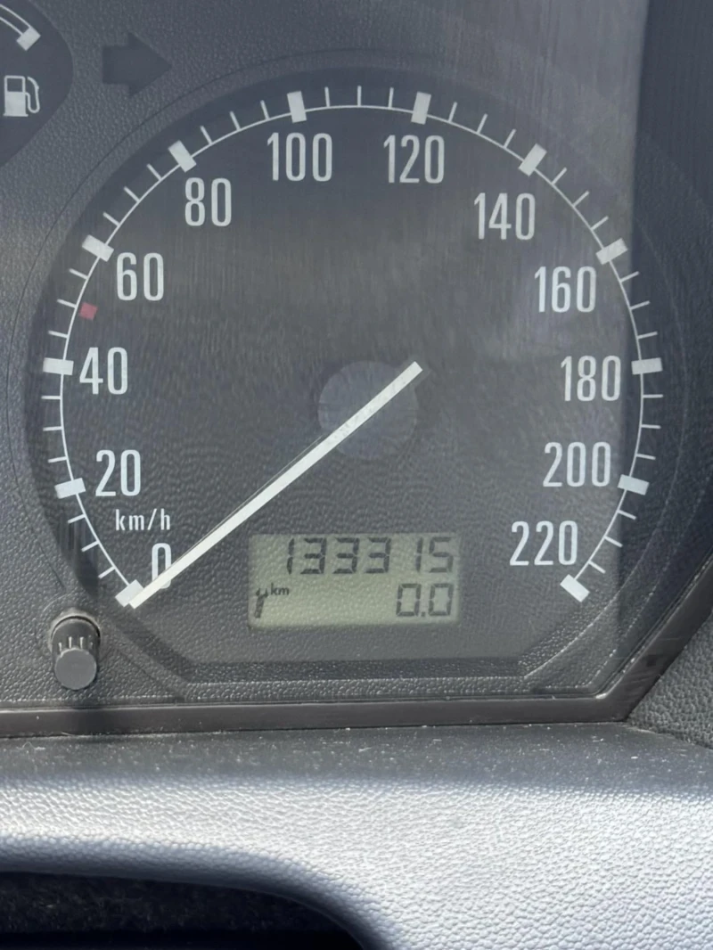 Skoda Fabia 1.9 SDI, снимка 8 - Автомобили и джипове - 52622944