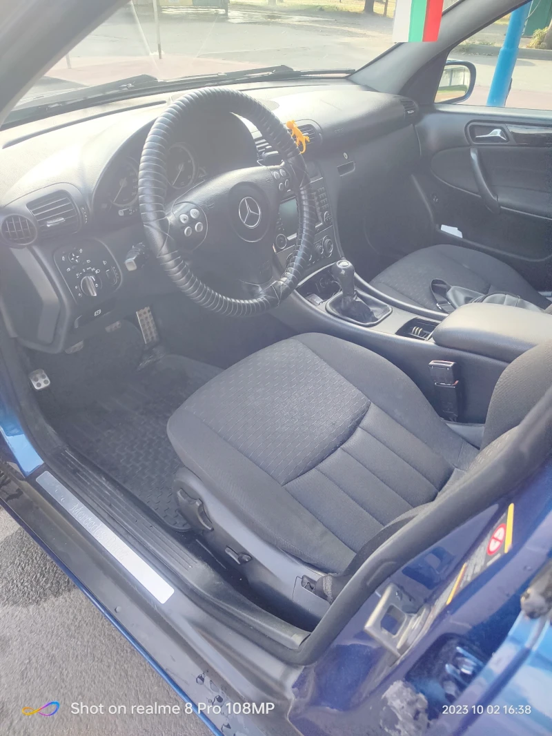 Mercedes-Benz C 220, снимка 10 - Автомобили и джипове - 52188205