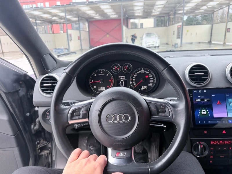 Audi A3 2.0TDI, снимка 10 - Автомобили и джипове - 52701698