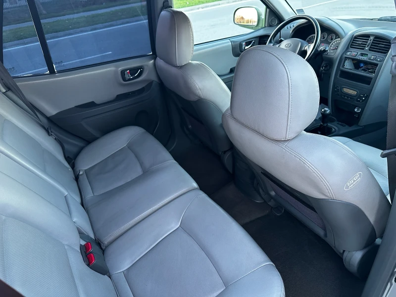 Hyundai Santa fe 2.4 бензин-газ, снимка 11 - Автомобили и джипове - 52753930