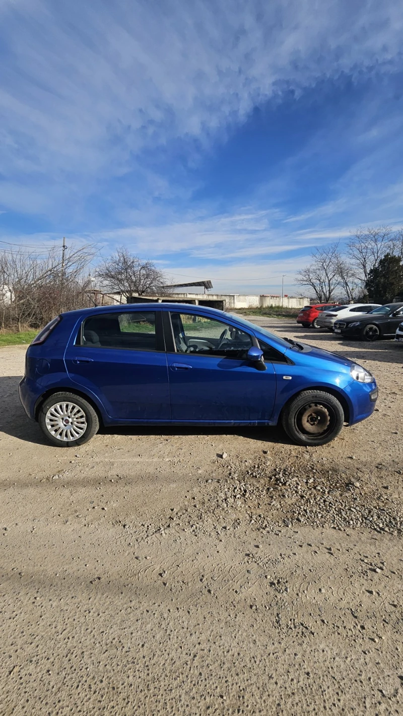 Fiat Punto EVO, снимка 17 - Автомобили и джипове - 52825012