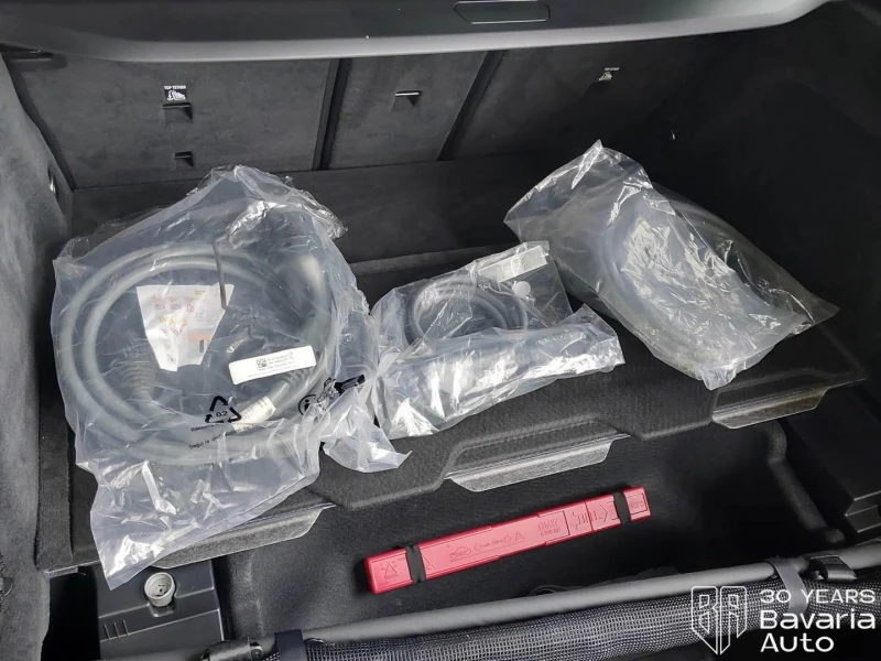 BMW i5 40 eDrive Touring M Sport Paket, снимка 14 - Автомобили и джипове - 52835402