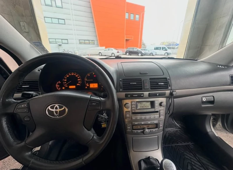 Toyota Avensis, снимка 7 - Автомобили и джипове - 52897756