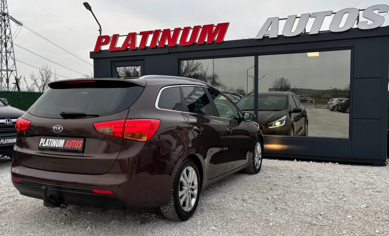 Kia Ceed 1.4CRDI/ПОДГРЕВ/КАМЕРА/FULL, снимка 10 - Автомобили и джипове - 53179641