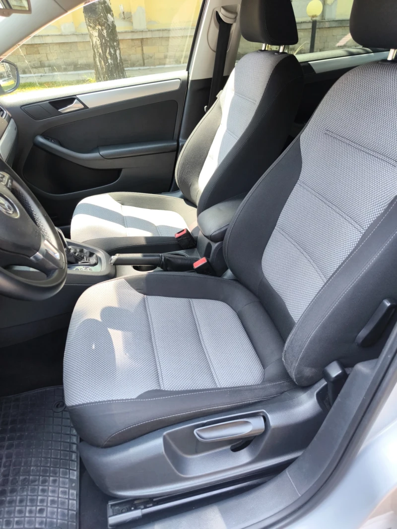 VW Passat 1.4 hybrid, снимка 10 - Автомобили и джипове - 53396098