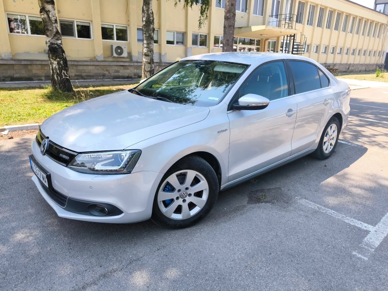 VW Passat 1.4 hybrid, снимка 2 - Автомобили и джипове - 53396098