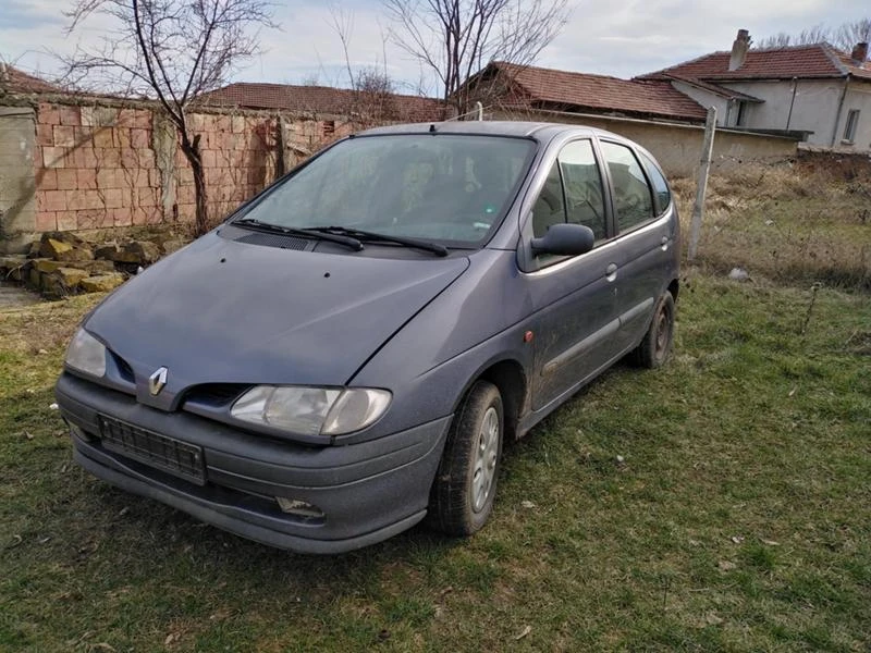 Renault Scenic 1,6, снимка 2 - Автомобили и джипове - 48693799