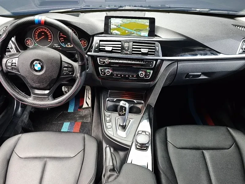 BMW 320 d, снимка 7 - Автомобили и джипове - 54592572