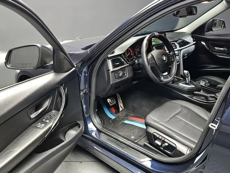 BMW 320 d, снимка 10 - Автомобили и джипове - 54592572