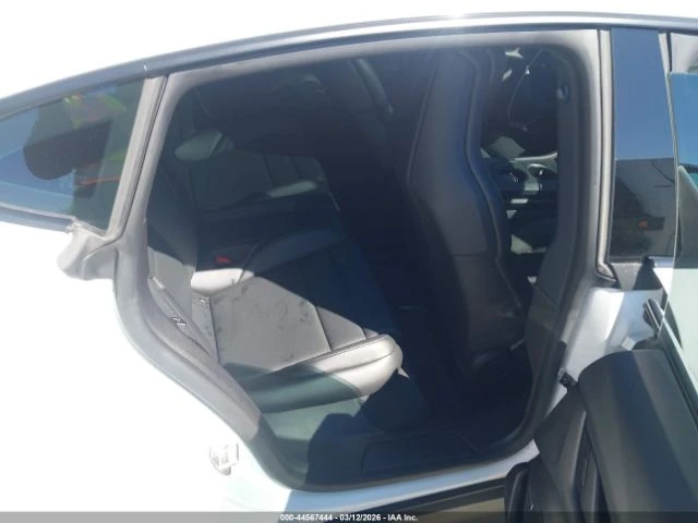 Porsche Taycan, снимка 9 - Автомобили и джипове - 54799114