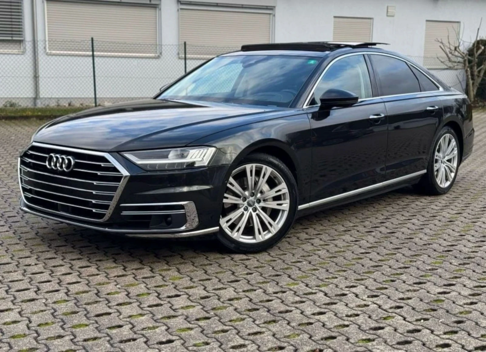 Audi A8 Парвоначална вноска  - изображение 3