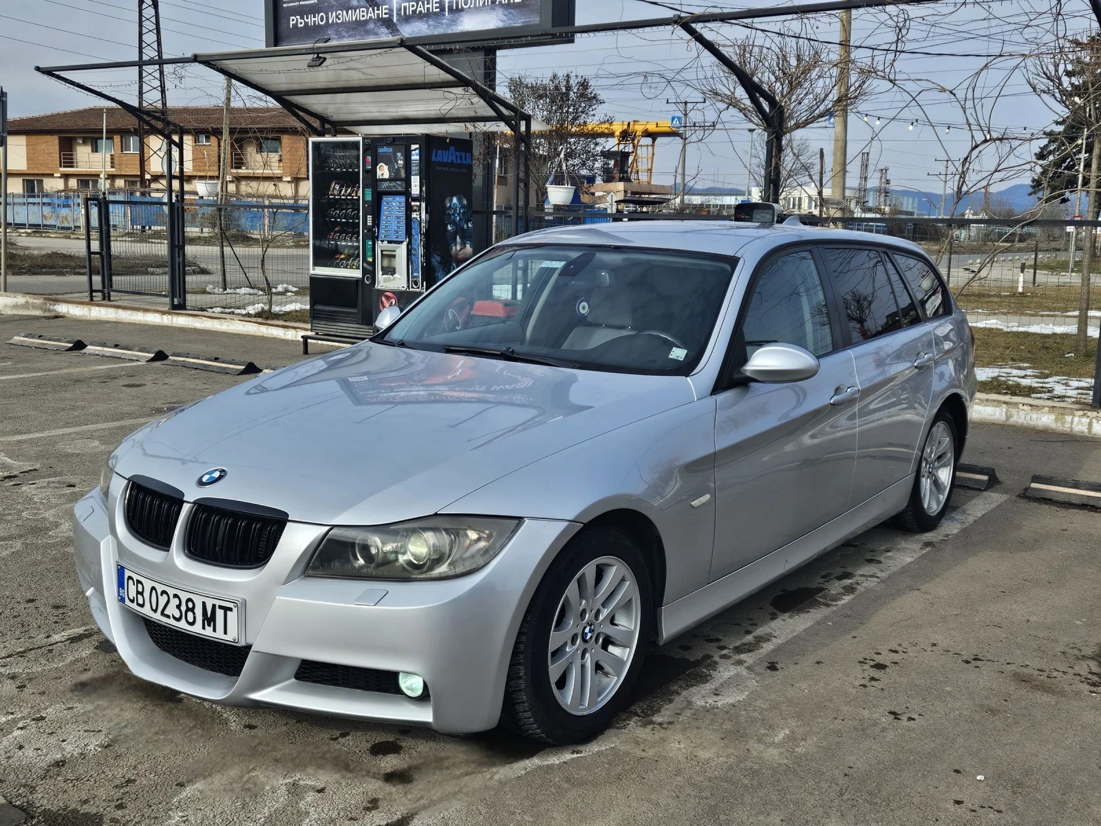 BMW 320 Е91 163к.с  - изображение 3