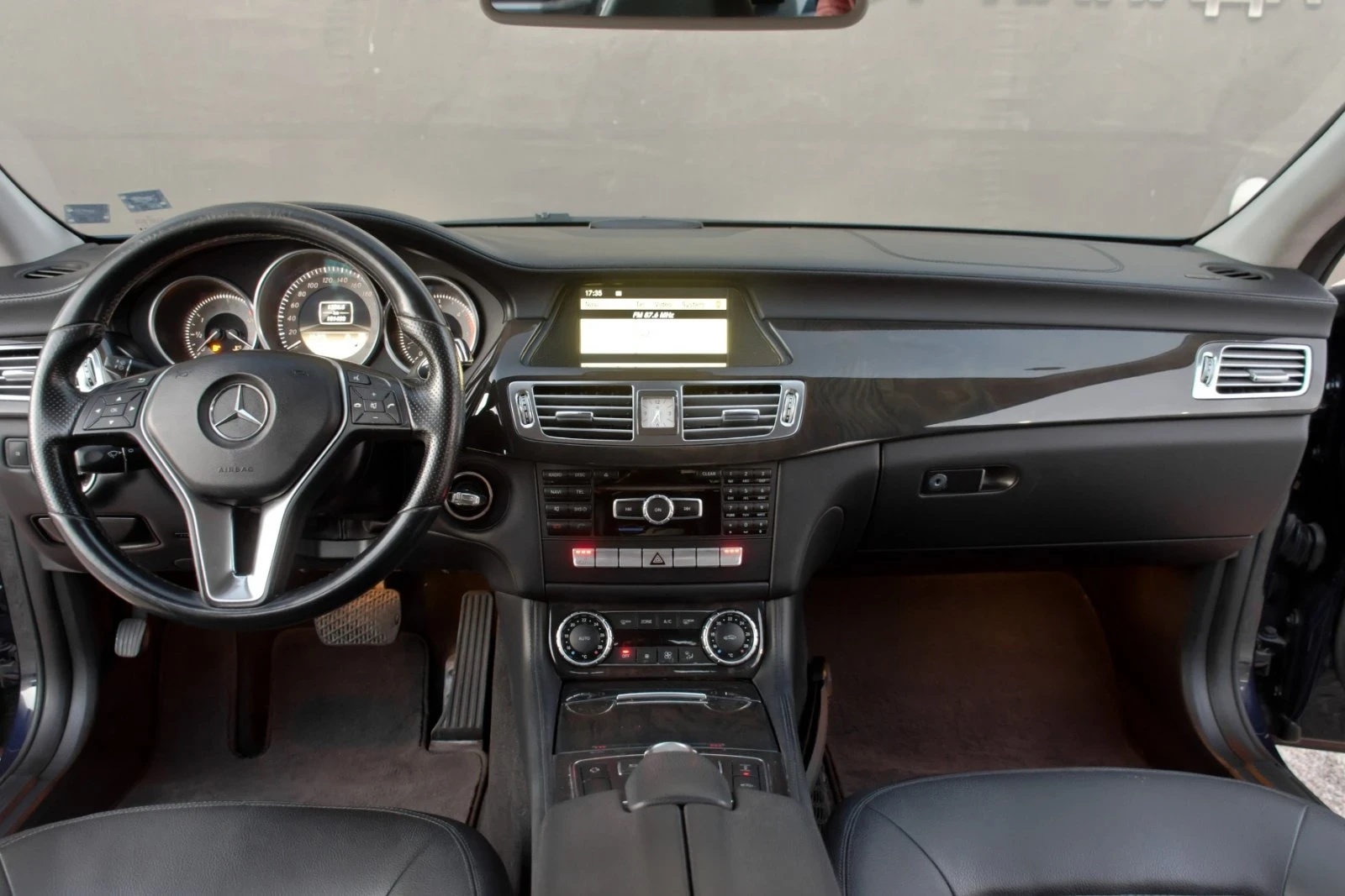 Mercedes-Benz CLS 350  - изображение 8