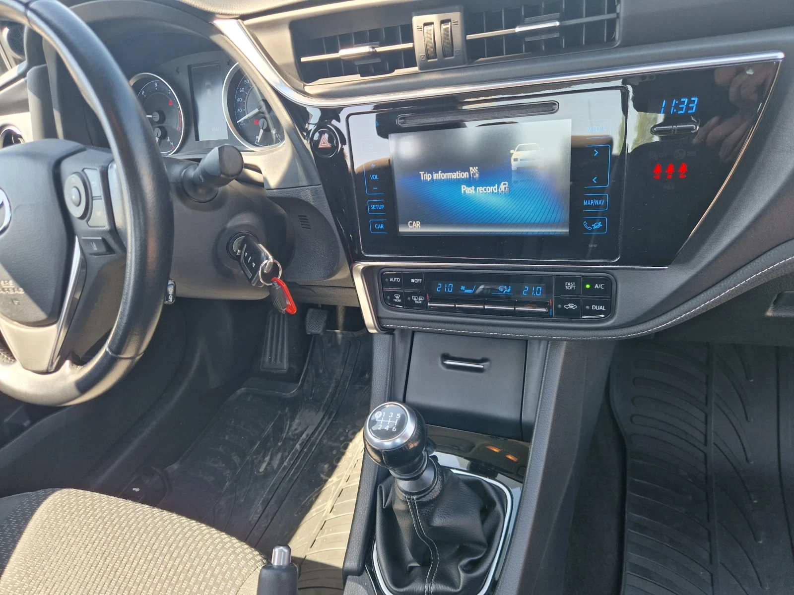 Toyota Corolla 1.4 D4D - изображение 6