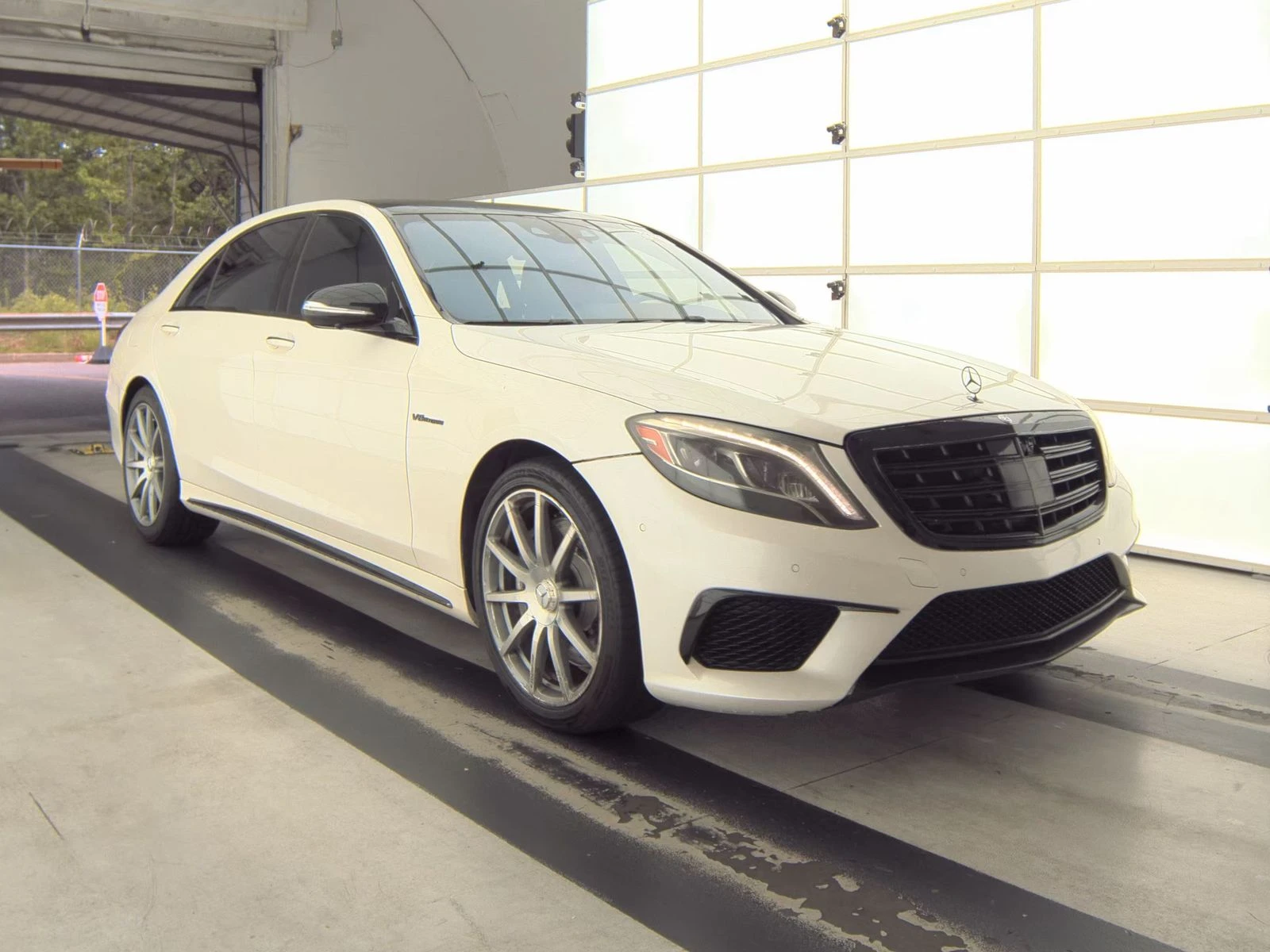 Mercedes-Benz S 63 AMG BURMASTER* 360* МАСАЖ* ОБДУХ* NIGHT VISION* DISTRO - изображение 4