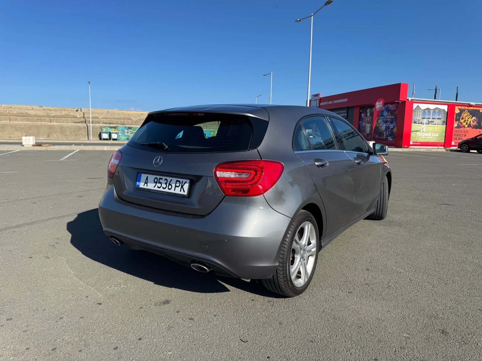 Mercedes-Benz A 200 d AMG-Line 4Matic - изображение 4
