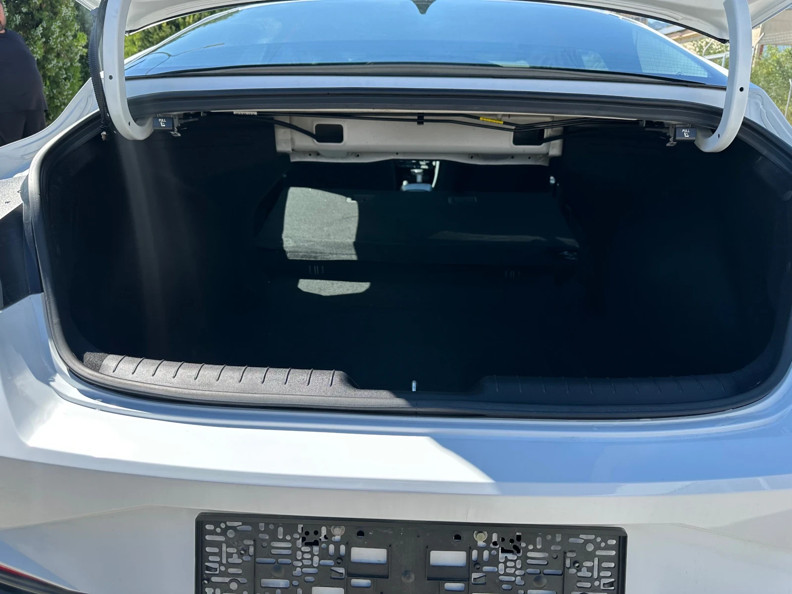 Hyundai Elantra 2.0MPI 43000��!!! | Mobile.bg � ����������� 9