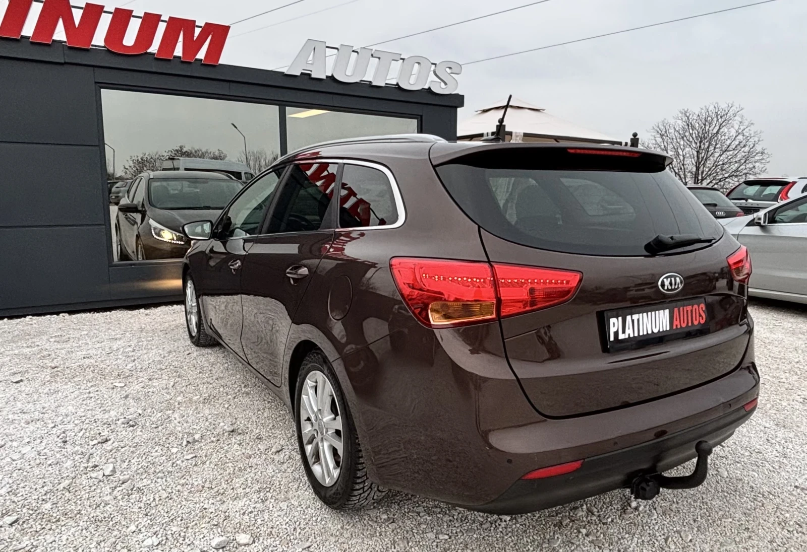 Kia Ceed 1.4CRDI/�������/������/FULL | Mobile.bg � ����������� 11