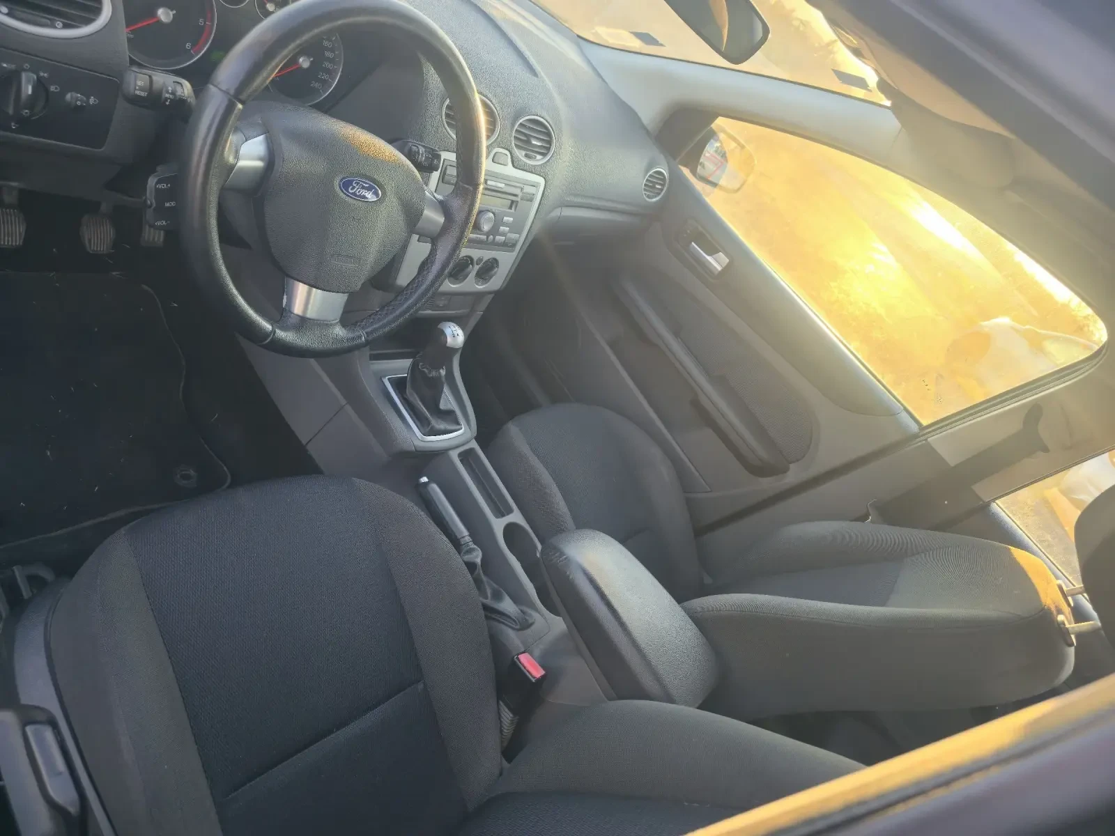 Ford Focus 1.6 - изображение 7