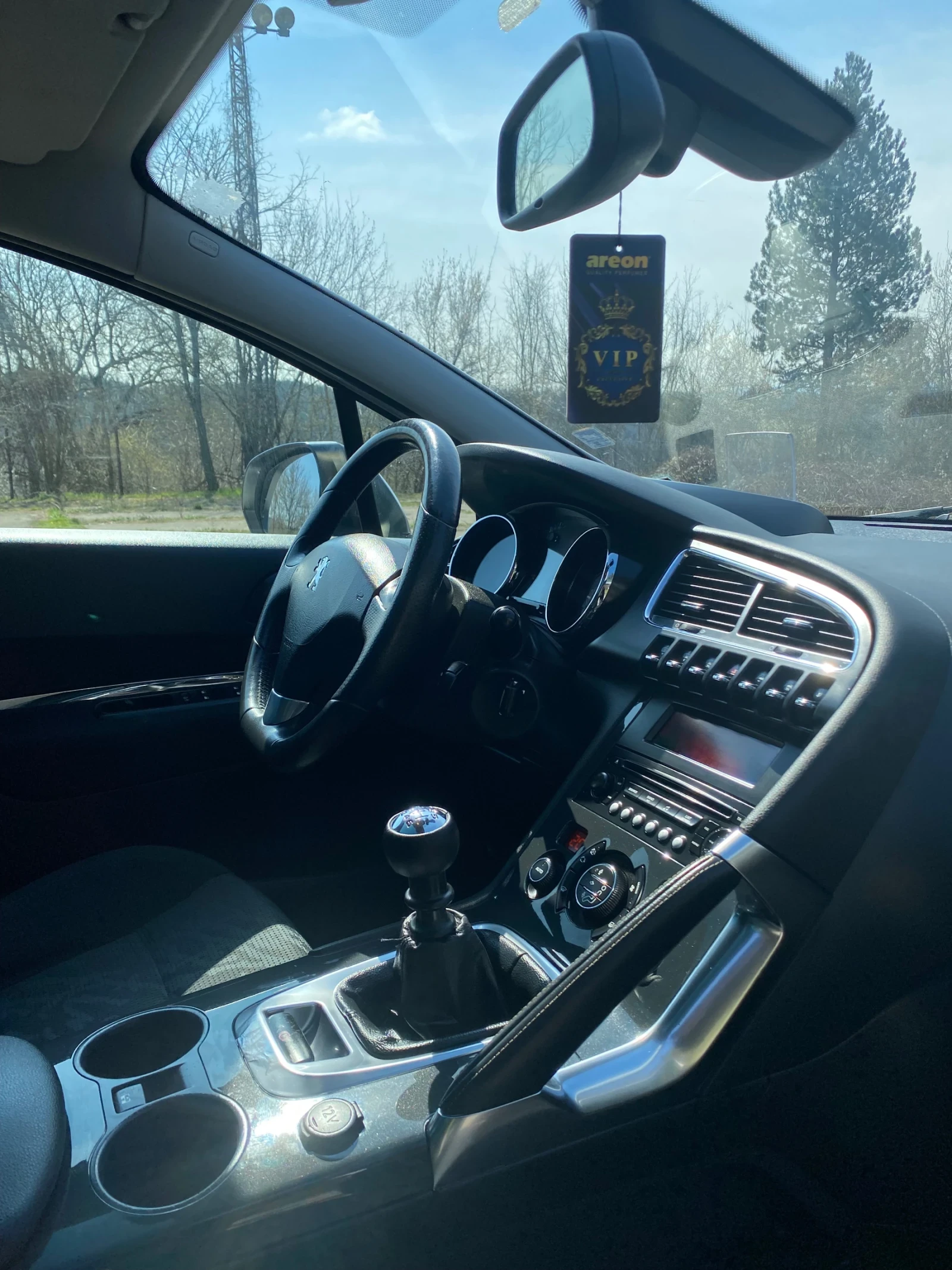 Peugeot 3008 1.6 HDi, снимка 9 - Автомобили и джипове - 54057278