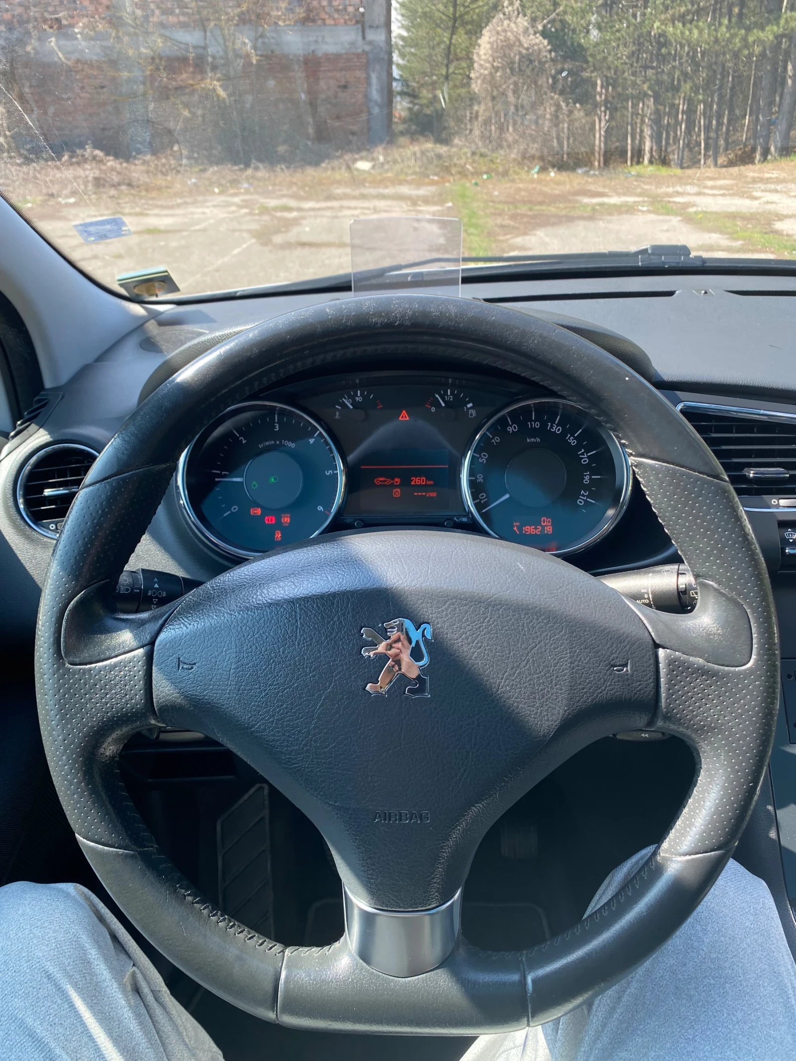 Peugeot 3008 1.6 HDi, снимка 11 - Автомобили и джипове - 54057278