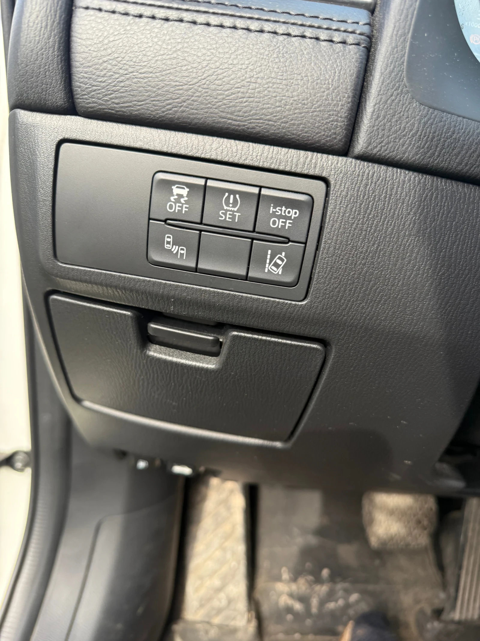 Mazda 6, снимка 16 - Автомобили и джипове - 54099309