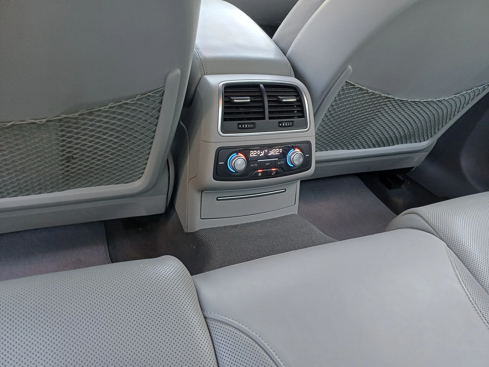 Audi A6 3.0 QUATTRO, снимка 10 - Автомобили и джипове - 55222628