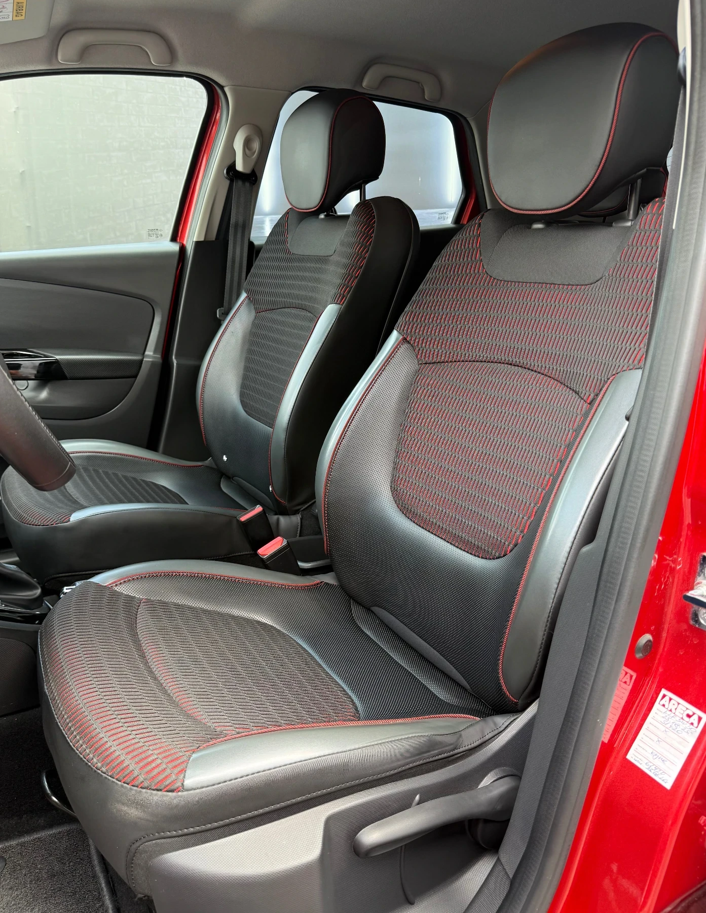 Renault Captur 55000 km, снимка 10 - Автомобили и джипове - 55585670