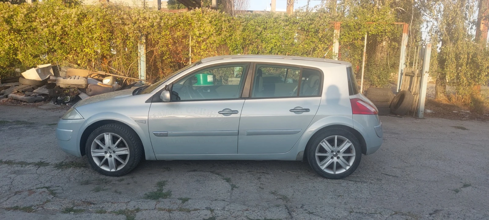 Renault Megane, снимка 4 - Автомобили и джипове - 55694729