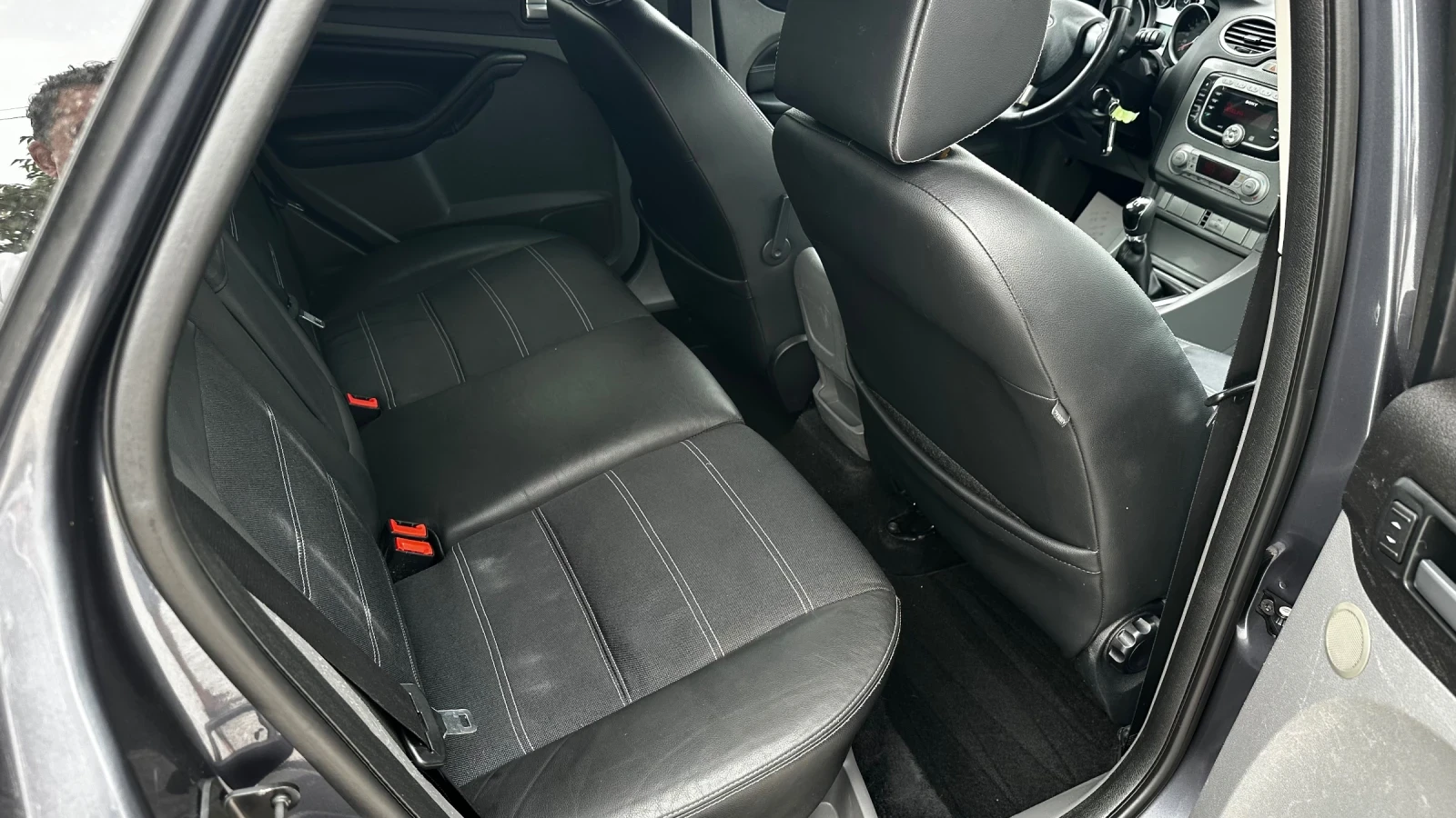 Ford Focus 1.6i-газов-Италия, снимка 9 - Автомобили и джипове - 55867684