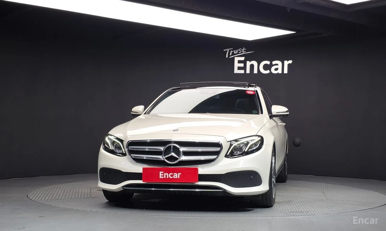 Mercedes-Benz E 350 BURMESTER* ОБДУХВАНЕ* 360КАМЕРА* ДИГИТАЛНО* ТАБЛО*, снимка 3 - Автомобили и джипове - 55901435