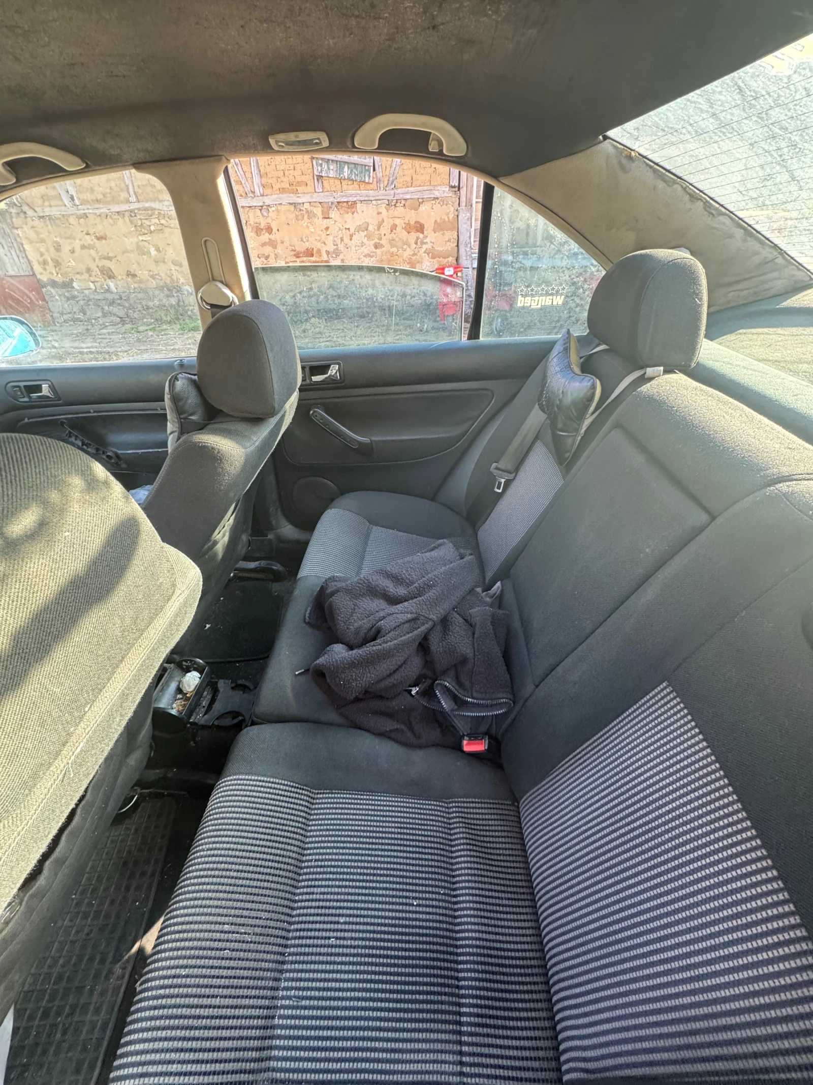 VW Bora, снимка 8 - Автомобили и джипове - 56258577