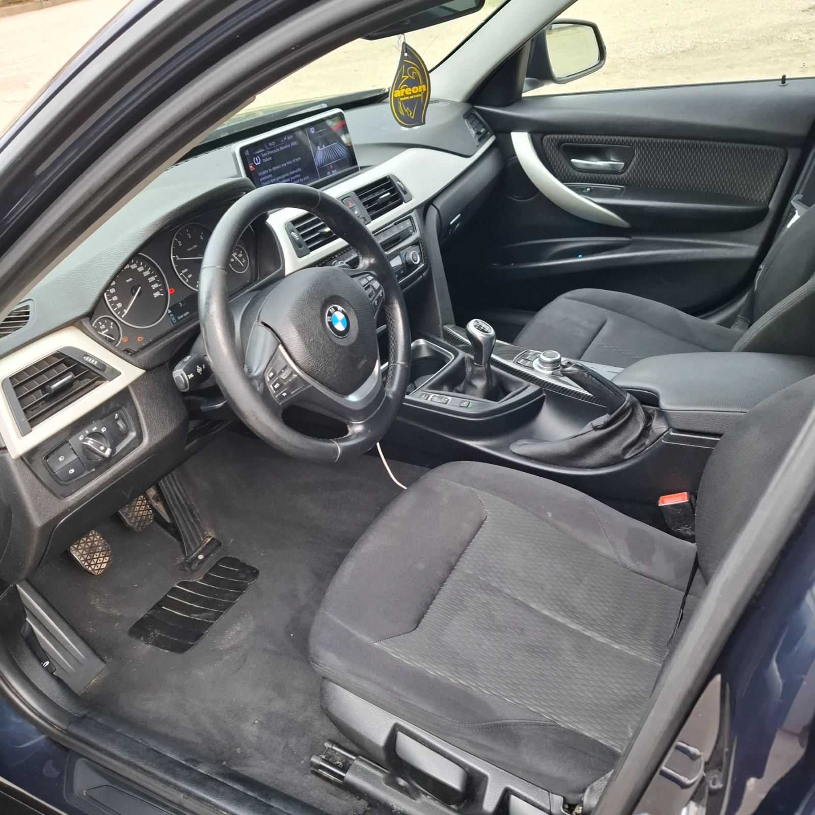 BMW 320 2.0d, снимка 9 - Автомобили и джипове - 56378584