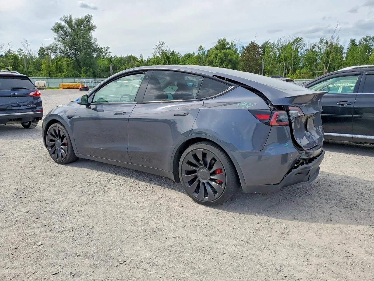 Tesla Model Y Performance Dual Motor AWD, снимка 2 - Автомобили и джипове - 56502680