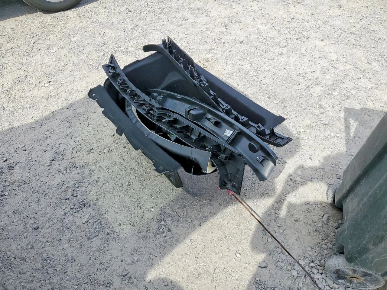 Tesla Model Y Performance Dual Motor AWD, снимка 13 - Автомобили и джипове - 56502680