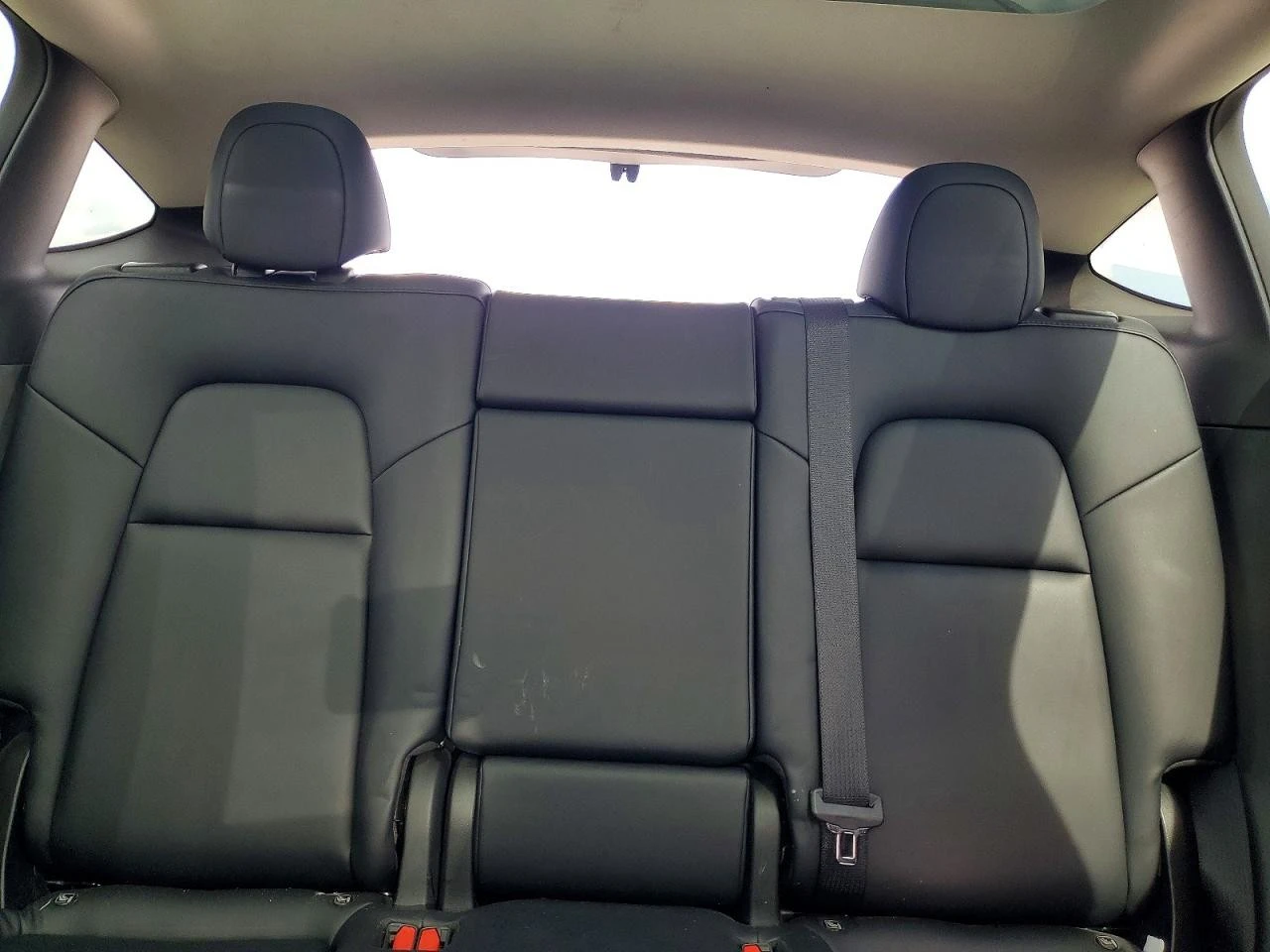 Tesla Model Y Performance Dual Motor AWD, снимка 10 - Автомобили и джипове - 56502680