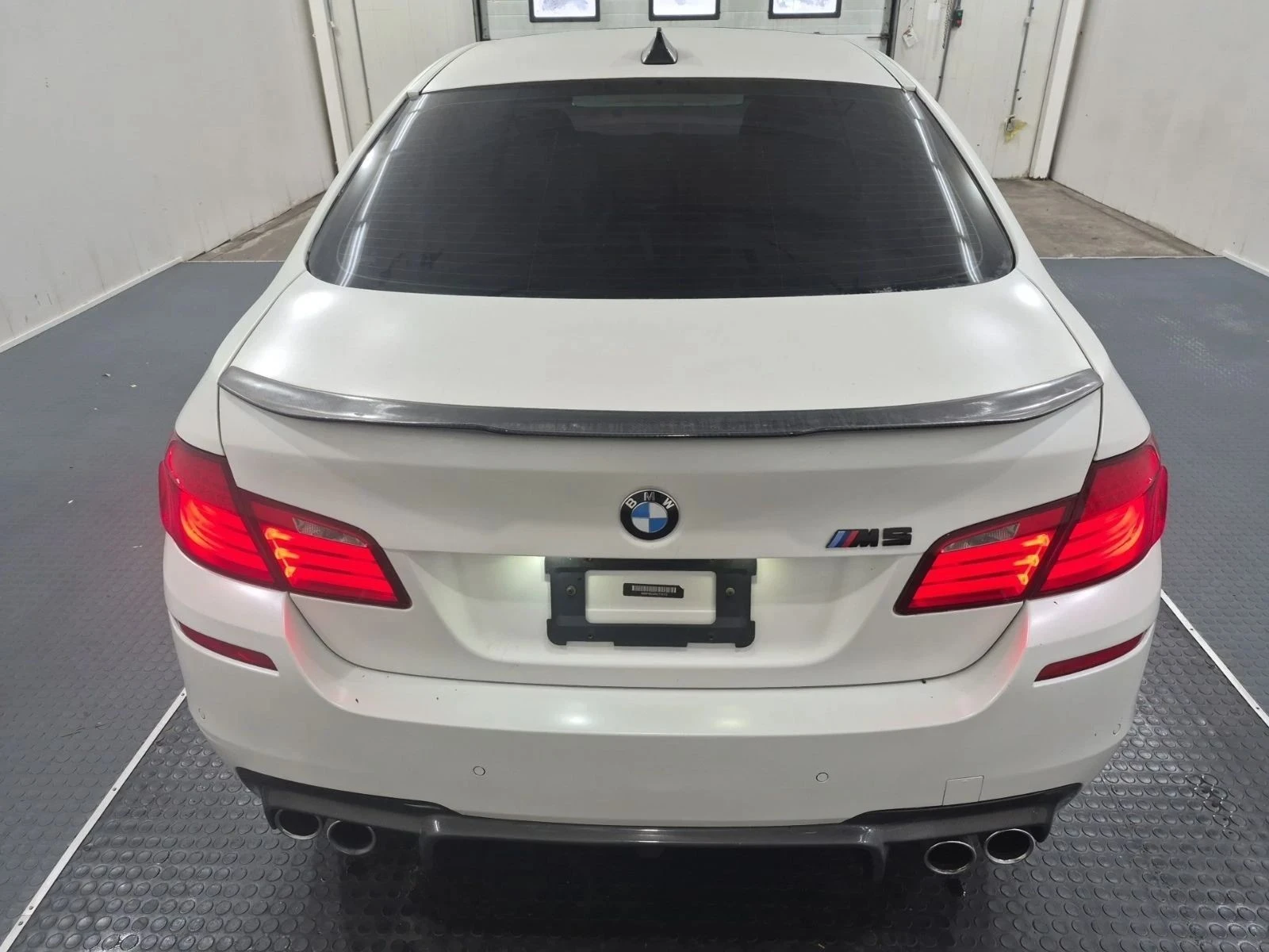 BMW M5 | Mobile.bg � ����������� 5