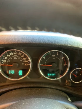 Jeep Wrangler Sahara, снимка 9