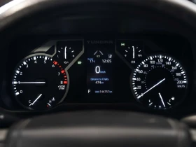 Toyota Tundra SR5 Double Cab 4WD, снимка 10