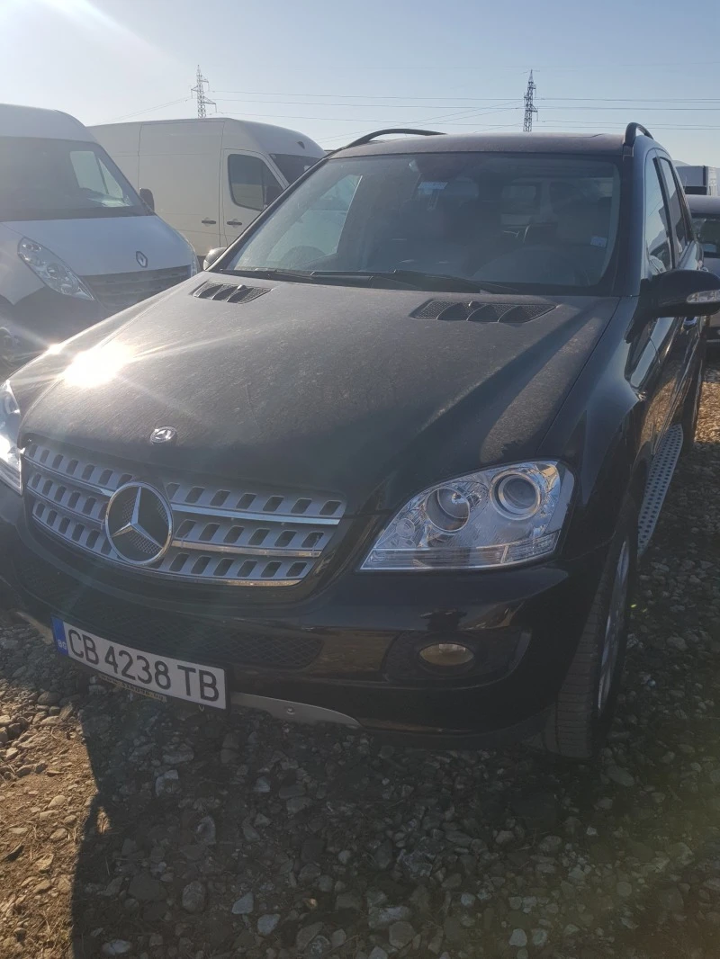 Mercedes-Benz ML 320 CDi, снимка 10 - Автомобили и джипове - 45204492