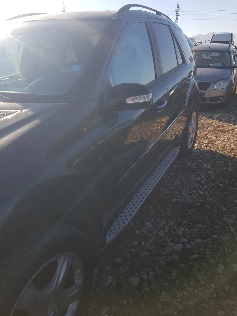 Mercedes-Benz ML 320 CDi, снимка 9 - Автомобили и джипове - 45204492