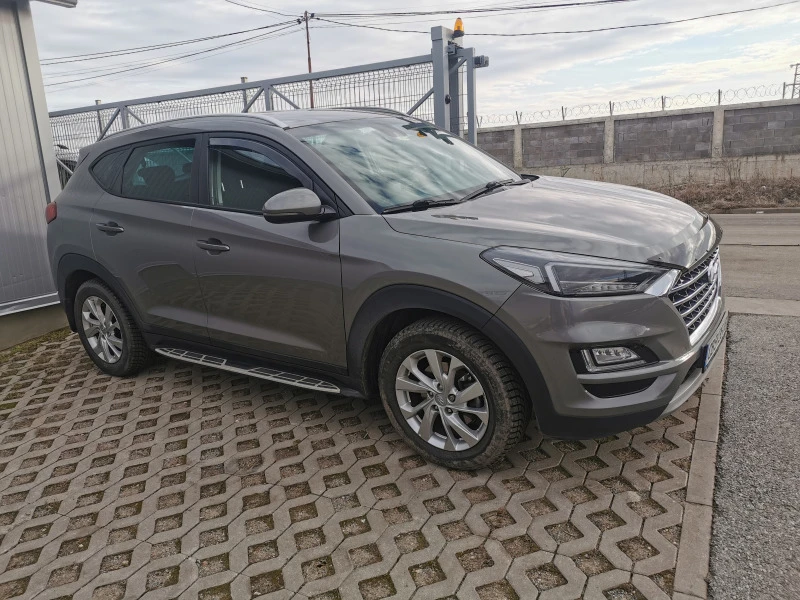 Hyundai Tucson, снимка 2 - Автомобили и джипове - 47558764