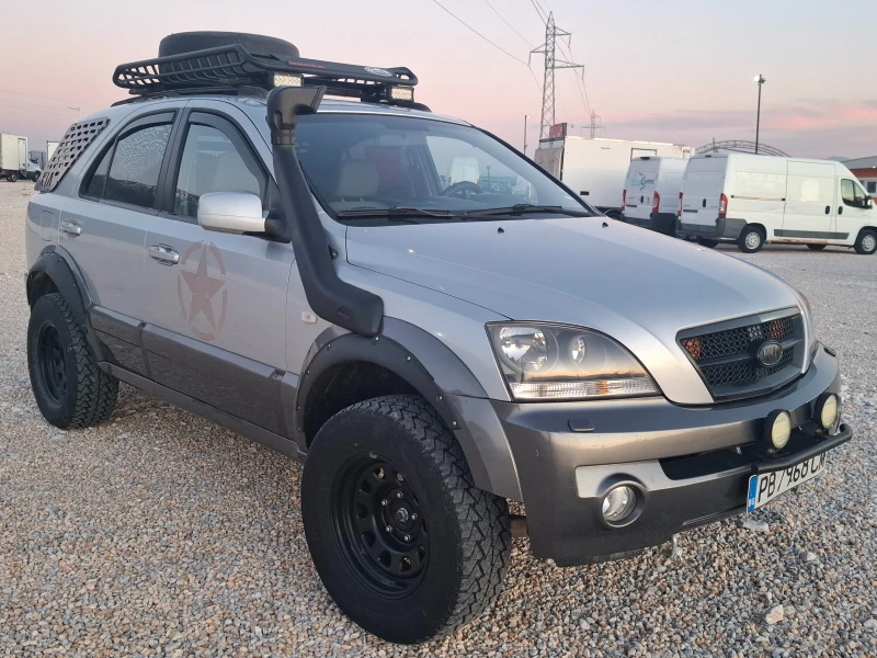 Kia Sorento 2.4i/LPG/4x4, снимка 4 - Автомобили и джипове - 48619122