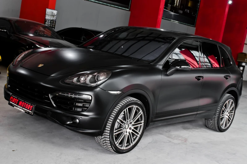 Porsche Cayenne 3.0D * GTS* Sport Design, снимка 1 - Автомобили и джипове - 49379196