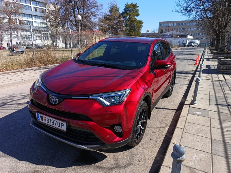 Toyota Rav4 Hybrid, снимка 3 - Автомобили и джипове - 49414857