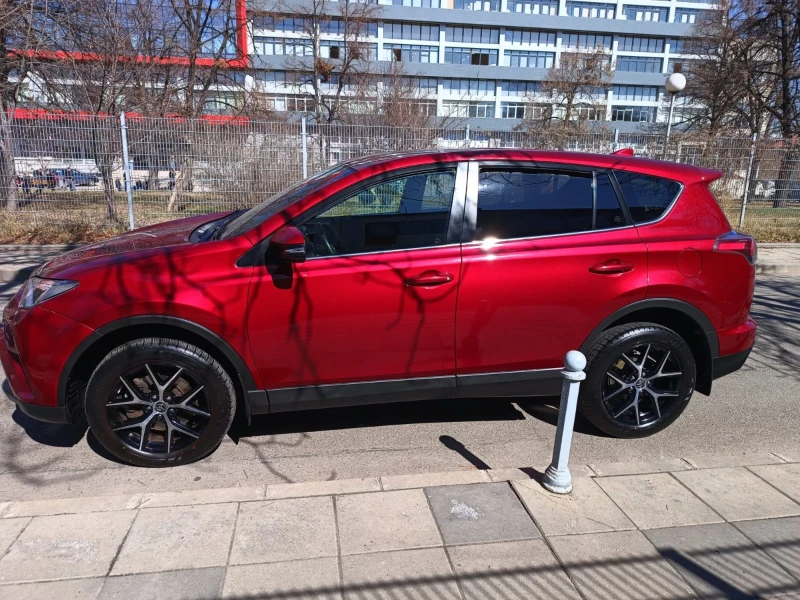 Toyota Rav4 Hybrid, снимка 12 - Автомобили и джипове - 49414857